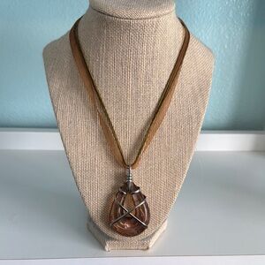 Elegant Brown Pendant Necklace